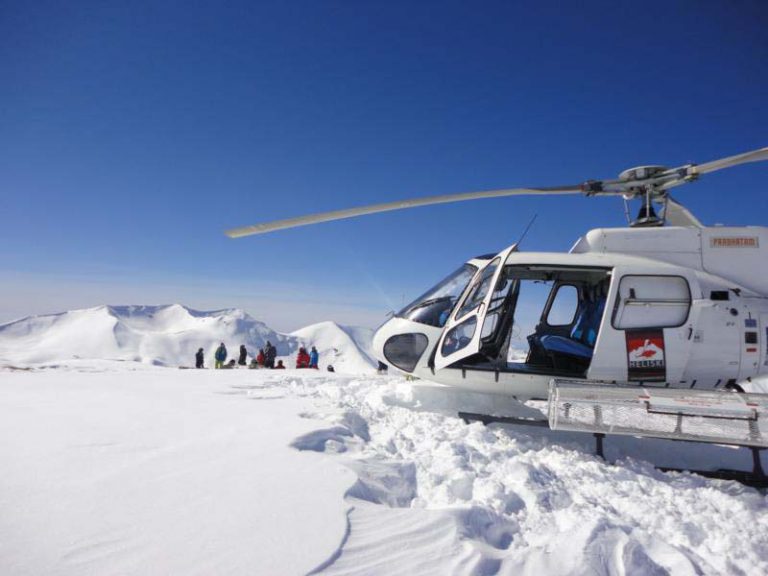 Heli-Skiing